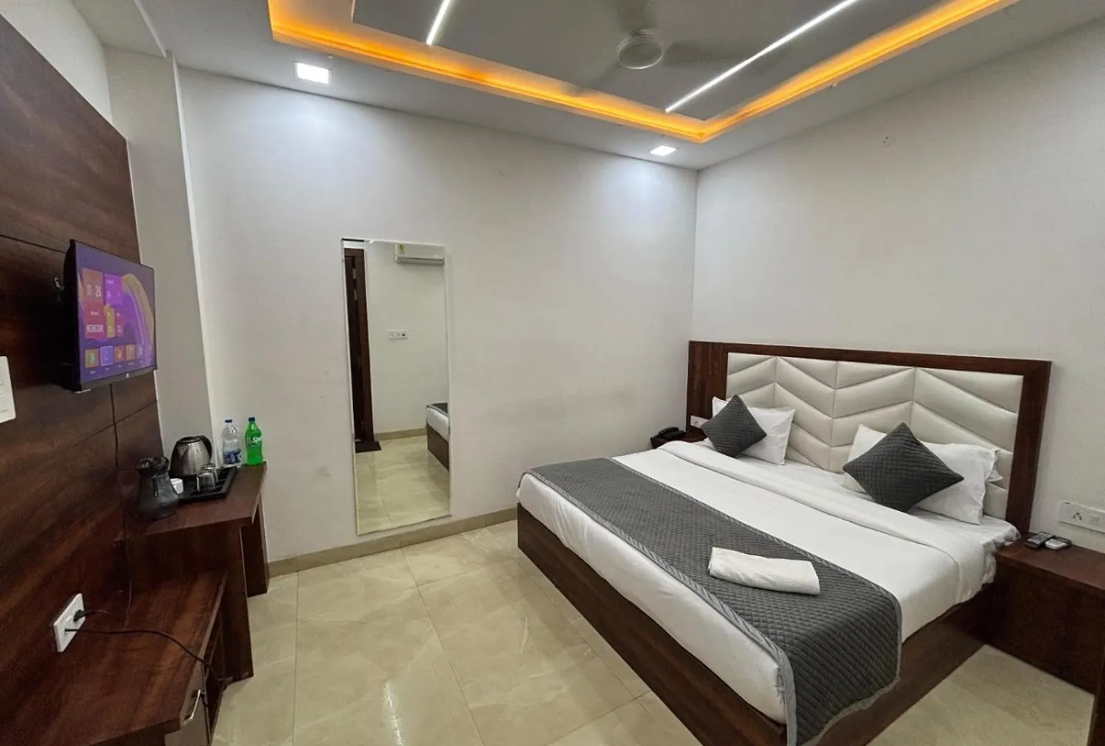 ****  Hotel Ganga Palace - Agra India