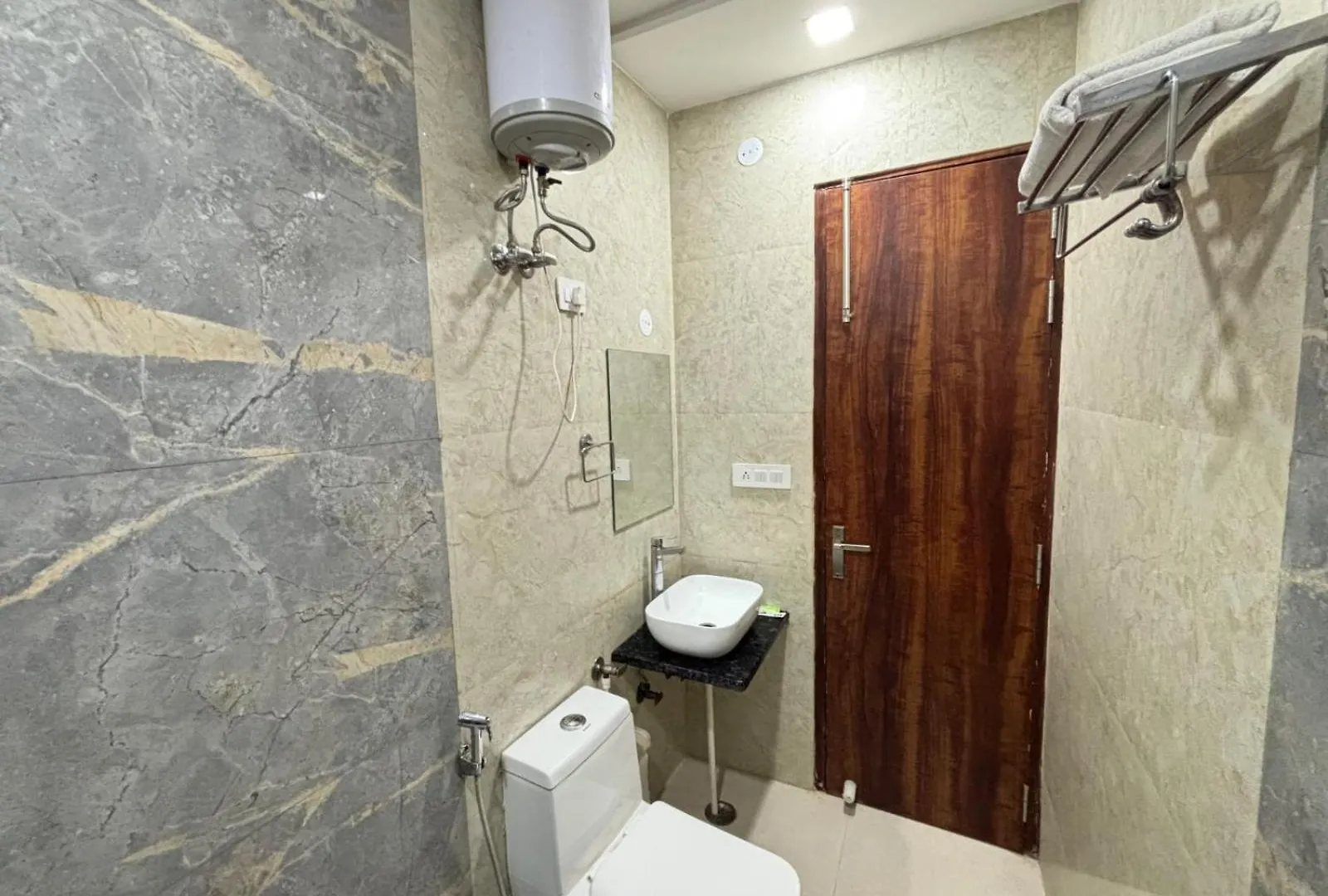 Hotel Ganga Palace - Agra  Agra (Uttar Pradesh)