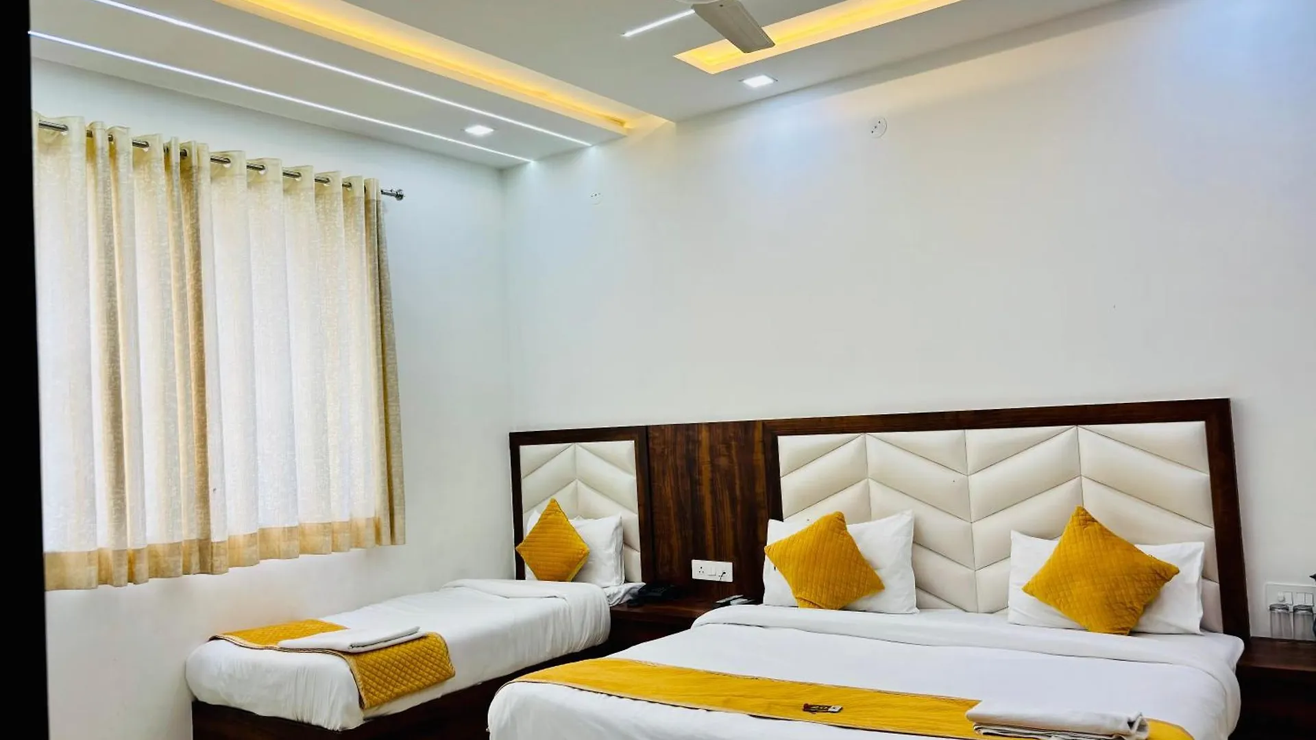 Hotel Ganga Palace - Agra