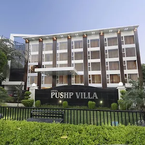3* Hotel Pushp Taj East Gate
